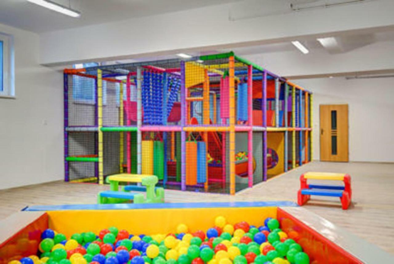 Rajska Plaza Poddabie Basen Odkryty Brodziki Basen Kryty Plac Zabaw Animacje Exteriör bild